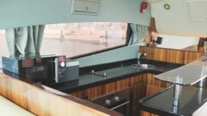 premium-dubai-yacht-boat-dubai-yacht-at-the-best-rates