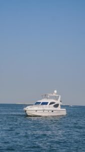 premium-yacht-dubai-boat-dubai-yacht-at-dubai