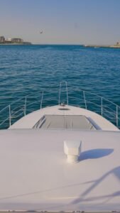 premium-yacht-dubai-boat-dubai-yacht-at-uae